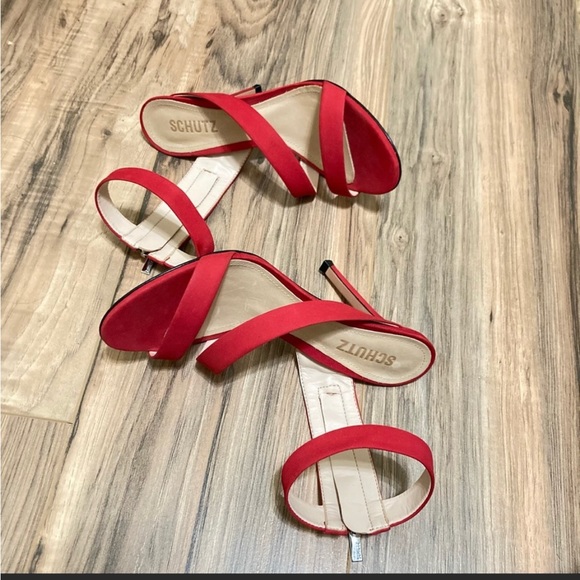 Schutz red strappy heels size 7 - Picture 5 of 7